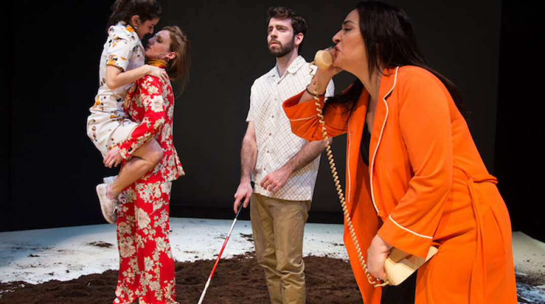 «Τα μάτια» του Πάμπλο Μεσίες στο θέατρο του Νέου Κόσμου © Domniki Mitropoulou