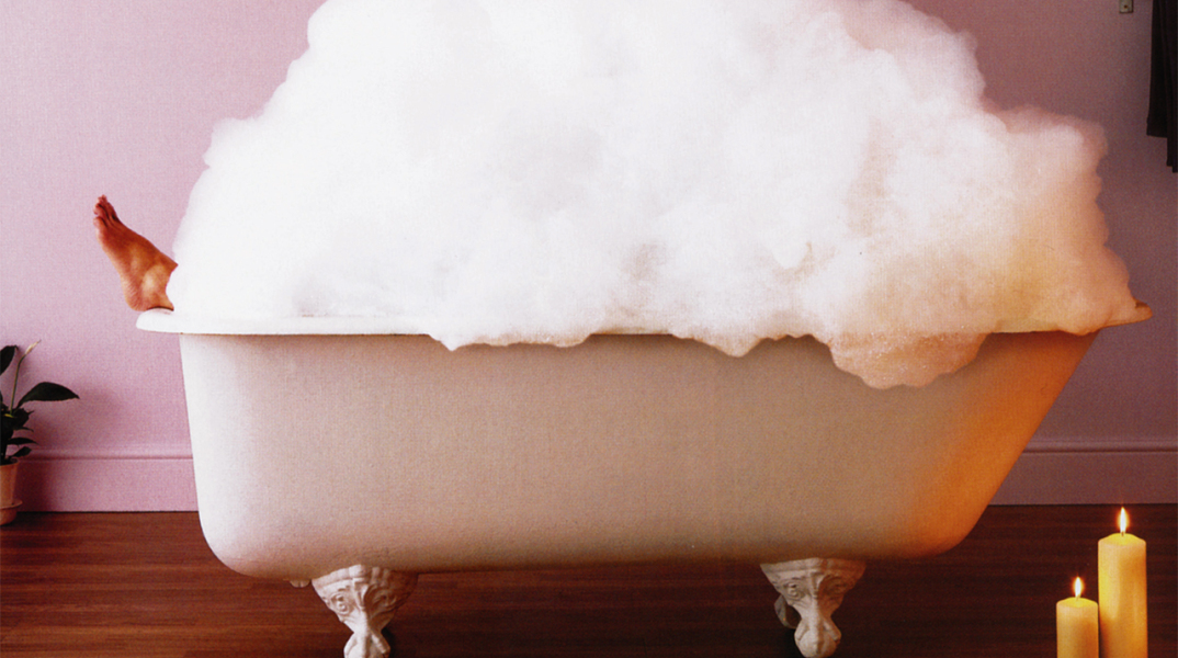 τι γυρεύω εδώ