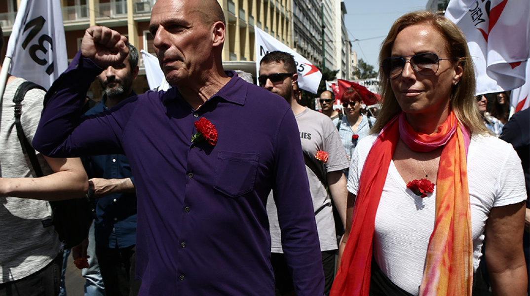 Γιάνης Βαρουφάκης, Δανάη Στράτου