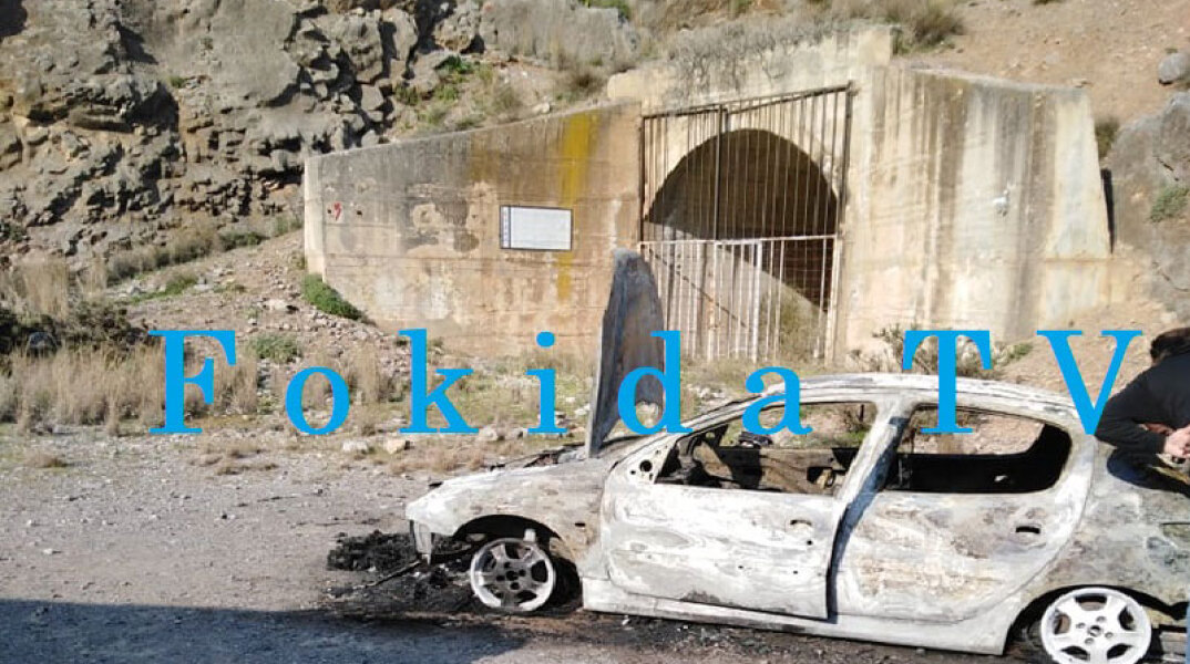 Απανθρακωμένο πτώμα σε αυτοκίνητο στην Άμφισσα 