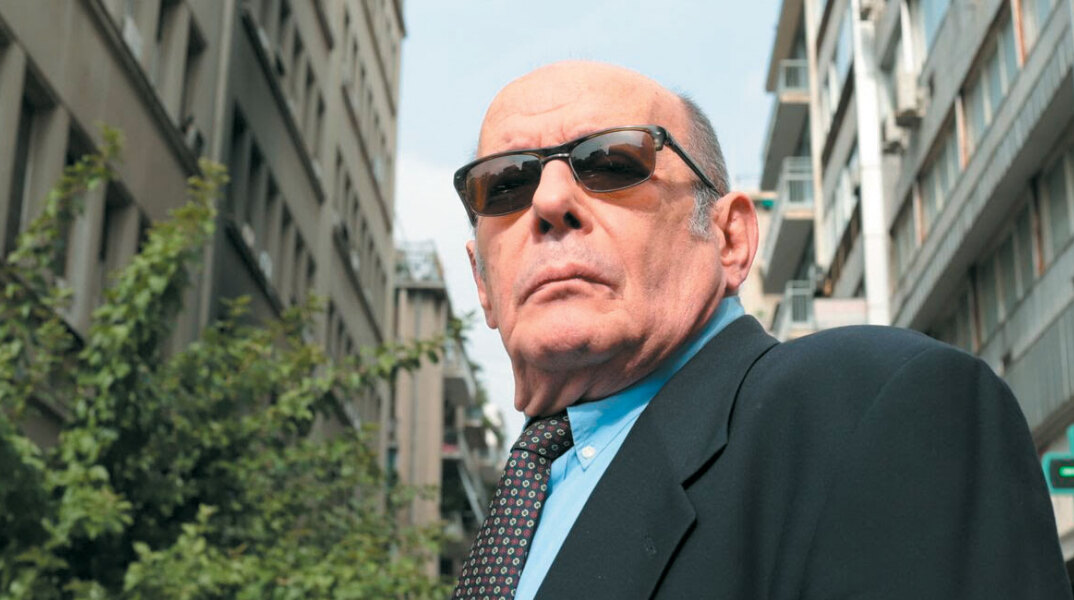 Βασίλης Παπαβασιλείου