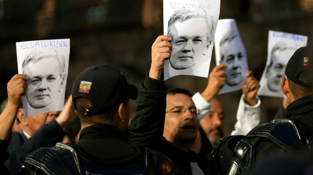 Τζούλιαν Ασάνζ