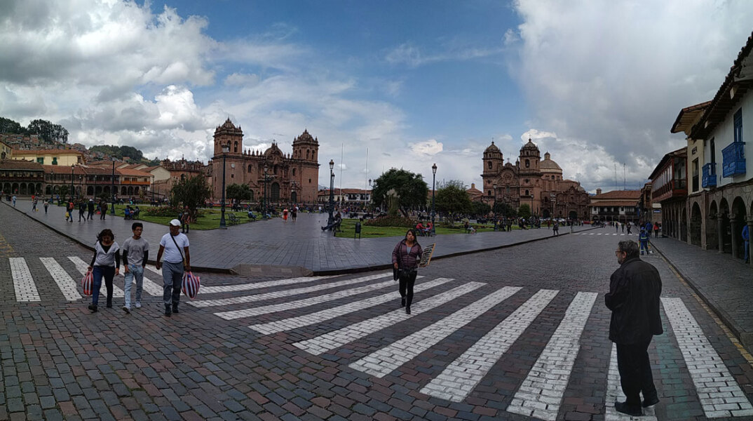 Cusco, πλατεία των Όπλων