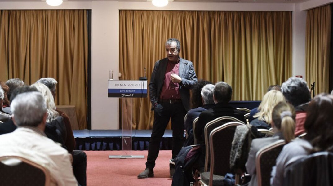 Σταύρος Θεοδωράκης 