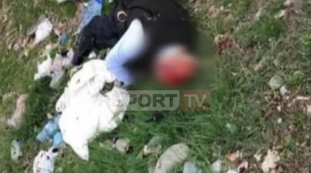 O Αντμίρ Νικάι Μουρατάι κείτεται νεκρός