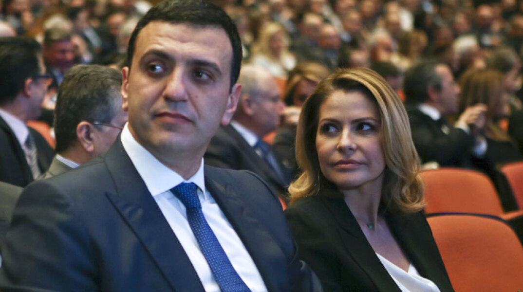 Βασίλης Κικίλιας - Τζένη Μπαλατσινού