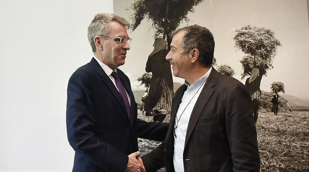 Τζέφρι Πάιατ - Σταύρος Θεοδωράκης