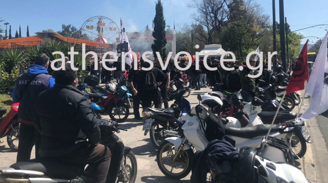 Πορεία διαμαρτυρίας ντελιβεράδων και κούριερ