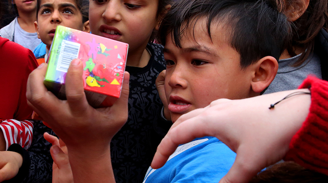 Ελαιώνας, Προσφυγόπουλα