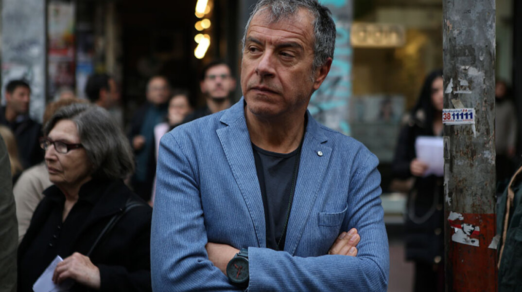 Σταύρος Θεοδωράκης