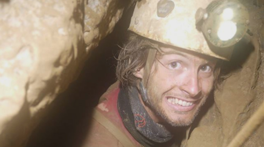 Ο Βρετανός δύτης, Τζος Μπράτσλεϊ