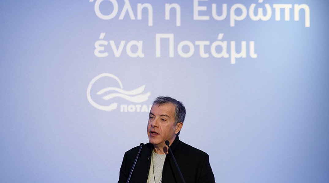 Σταύρος Θεοδωράκης