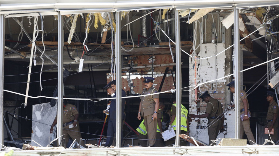 Σρι Λάνκα - Πολύνεκρες εκρήξεις