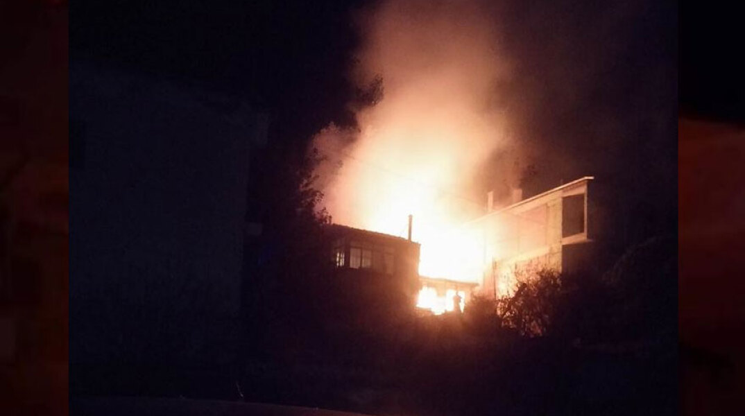 Φωτιά σε κατοικία