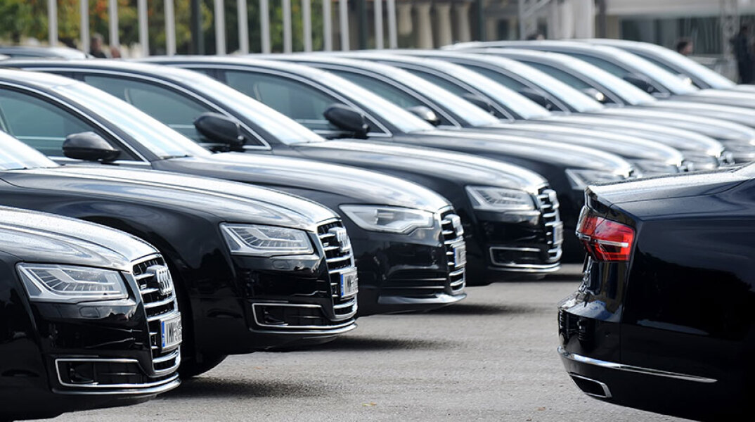 Παρκαρισμένα αυτοκίνητα