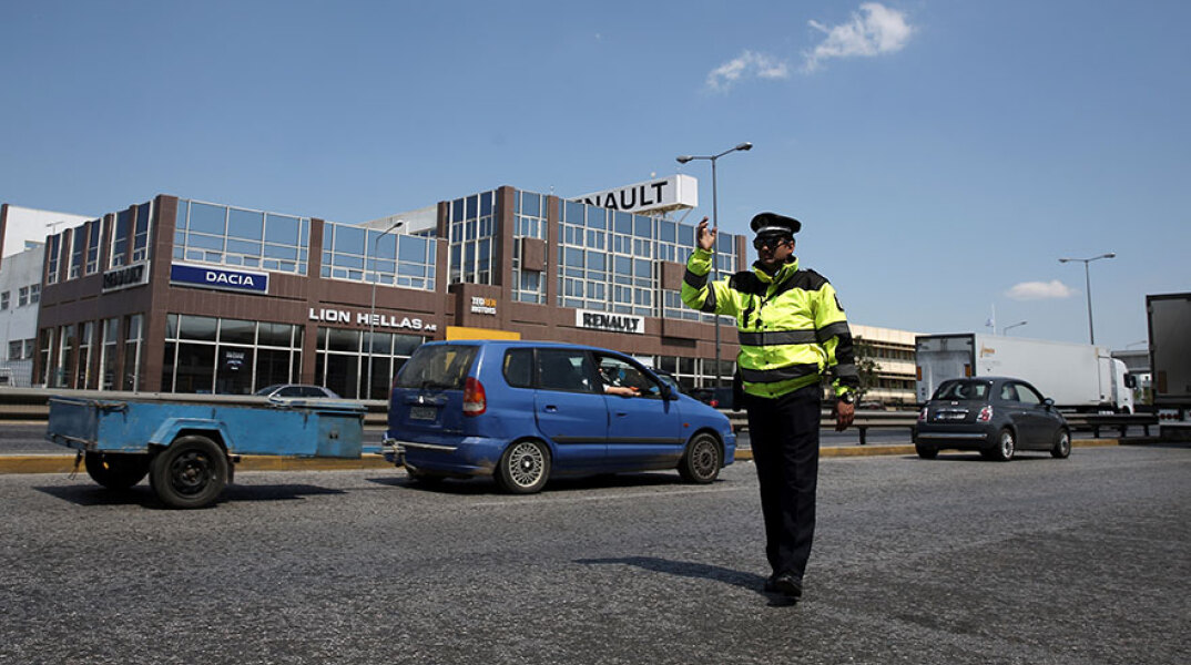 Η Τροχαία έχει λάβει έκτακτα μέτρα στις Εθνικές Οδούς για την ομαλή επιστροφή των εκδρομέων