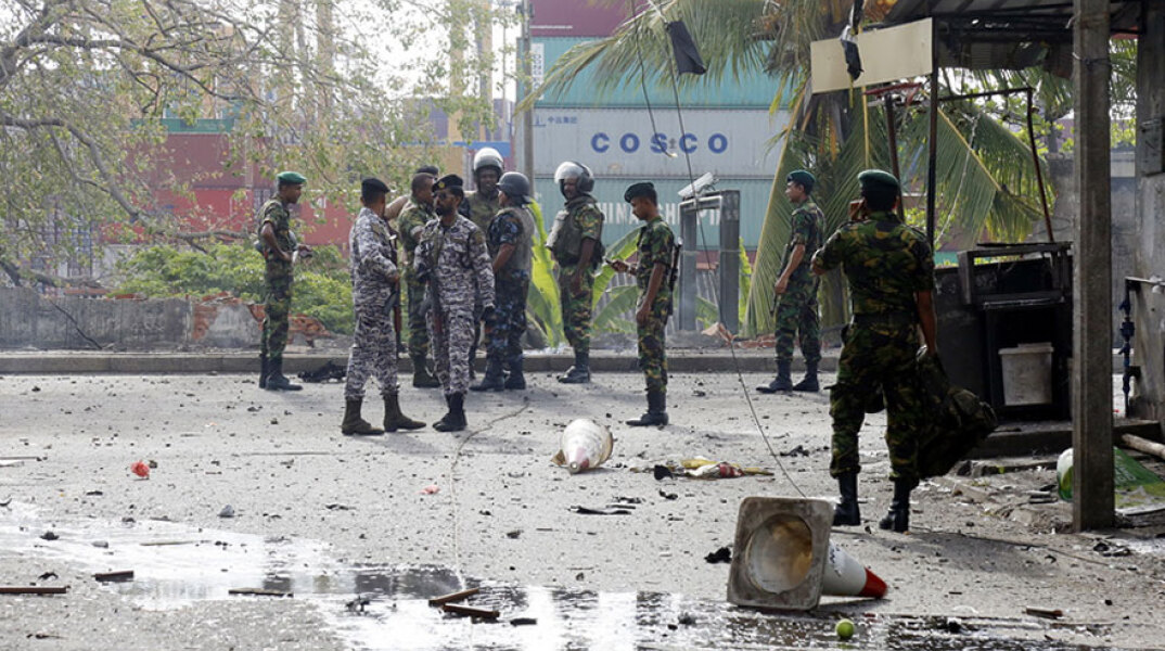 Βομβιστικές επιθέσεις στη Σρι Λάνκα
