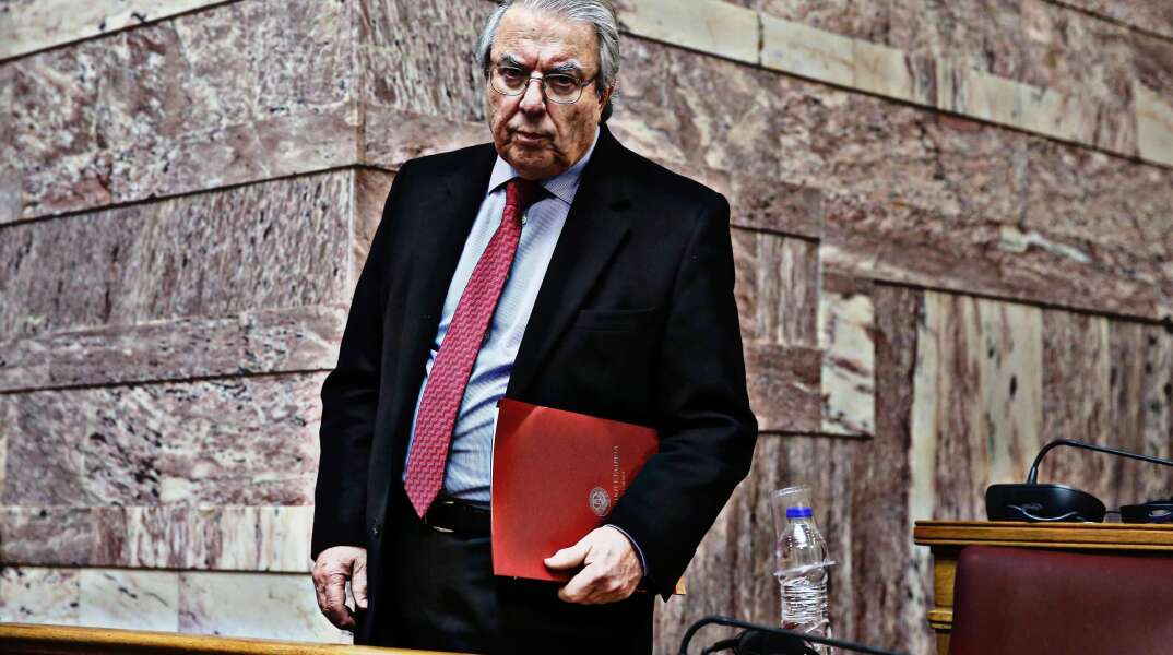 Η αποκατάσταση της αλήθειας μετά την συνέντευξη Μπαμπινιώτη