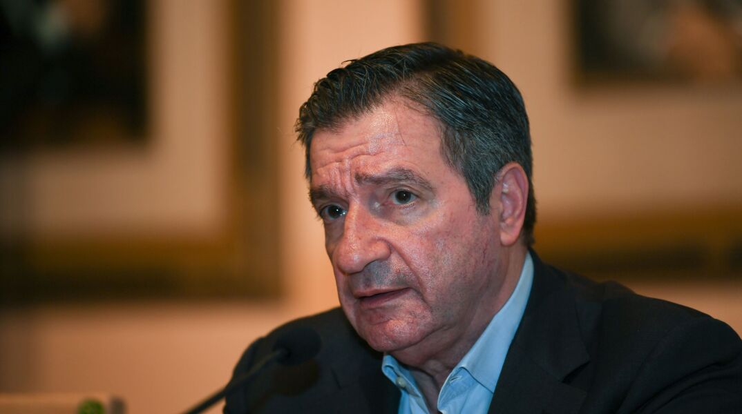 Καμίνης: Άργησε η κυβέρνηση να νομοθετήσει για τους εποπτευόμενους χώρους χρήσης 