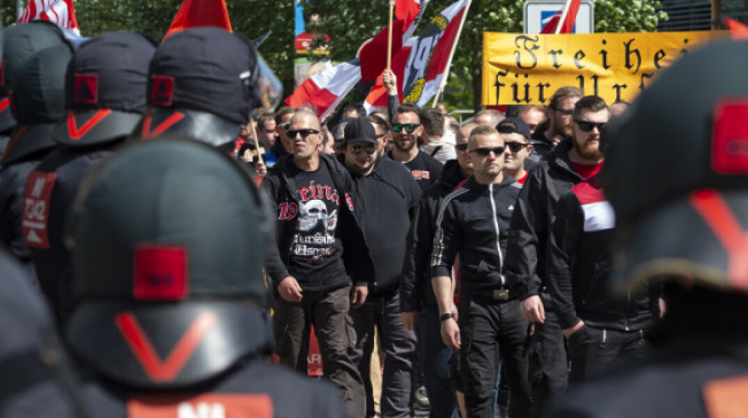 Αντιδράσεις στη Γερμανία για την επανεμφάνιση της ακροδεξιάς 