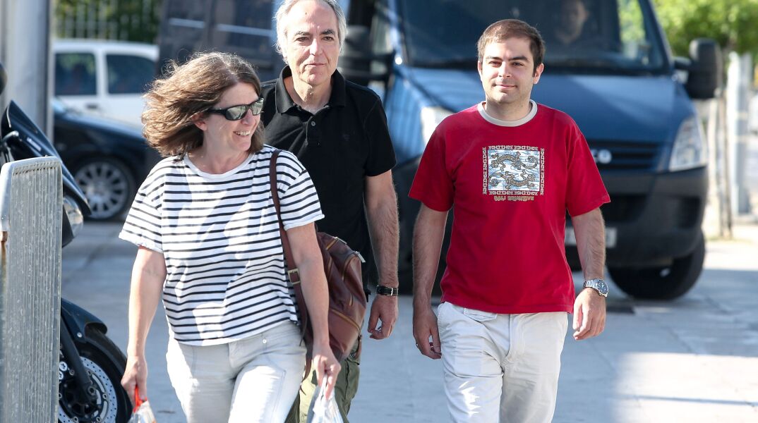 Συγκέντρωση αντιεξουσιαστών την Τρίτη για να πάρει άδεια ο Κουφοντίνας 