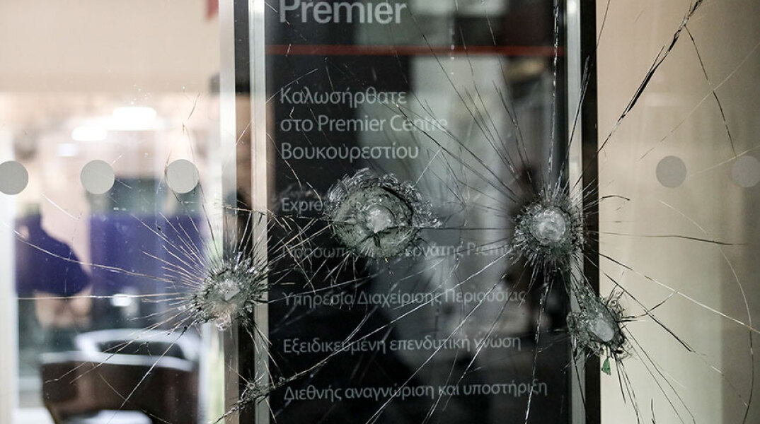 Επίθεση κουκουλοφόρων