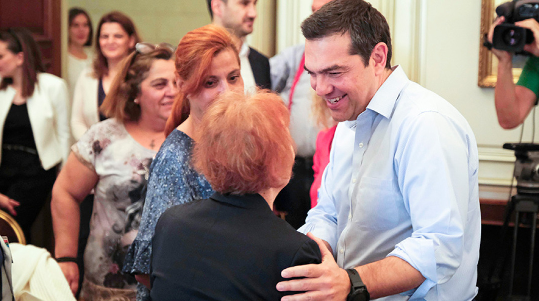 Καθαρίστριες στο Μαξίμου