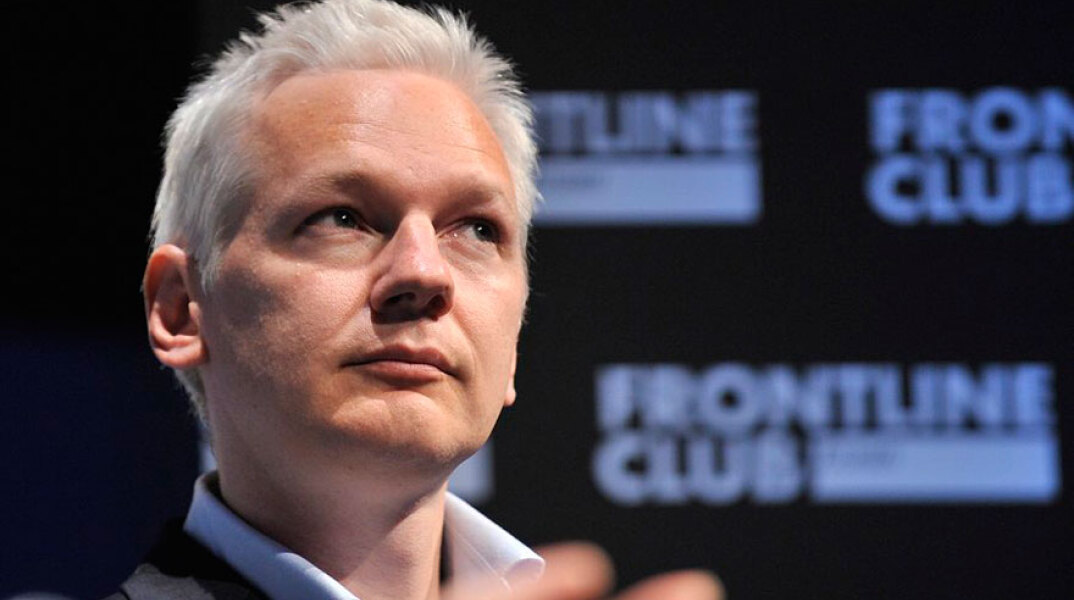 Τζούλιαν Ασάνζ