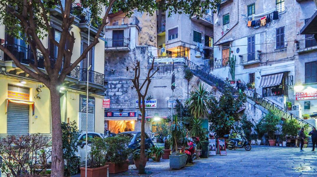 Νάπολη / Santa Lucia Castelnuovo