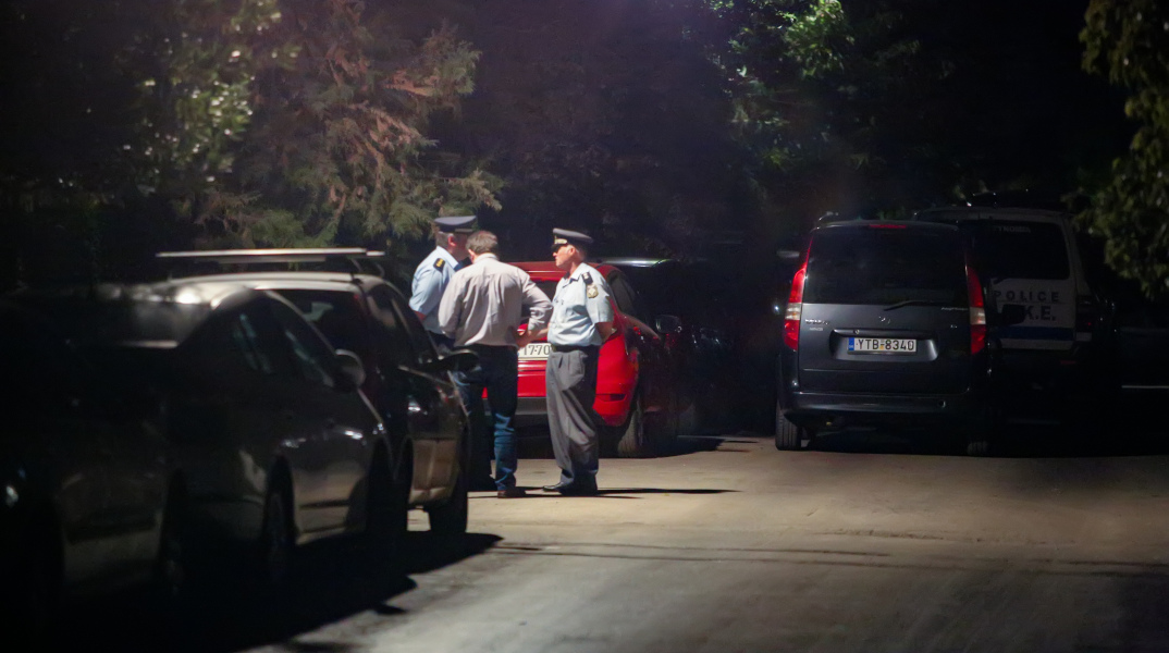 Σύλληψη 18χρονου στη Νίκαια για διαρρήξεις 