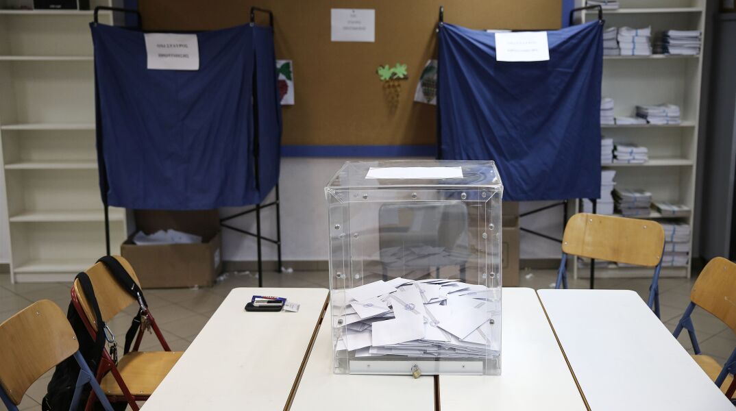 Τη διακοπή της εκλογικής διαδικασίας στο Λονδίνο ζητεί με ένστασή του Έλληνας πολίτης 