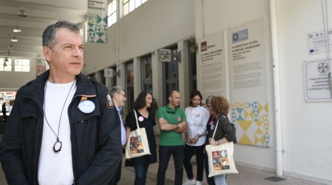 «Η ζωή μπορεί να γίνει καλύτερη», δήλωσε ο Στ. Θεοδωράκης από την Κυψέλη 