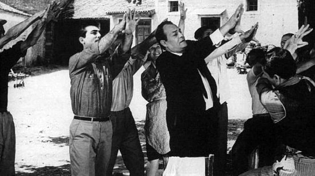 Υπάρχει και Φιλότιμο.jpg