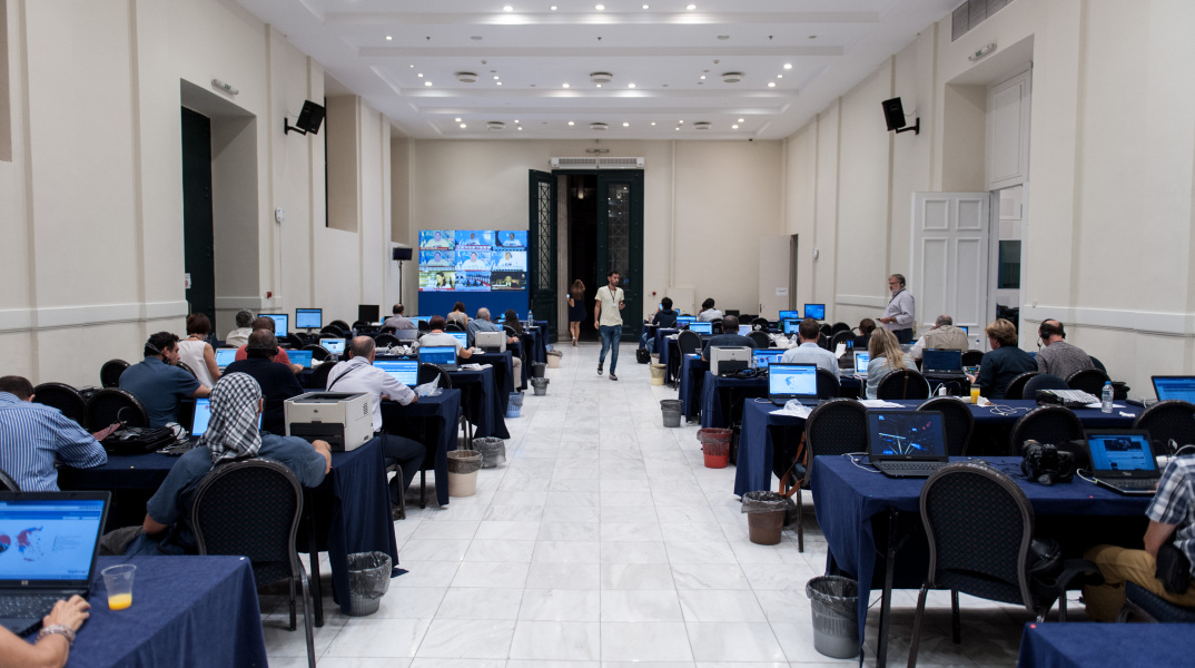 Περισσότεροι από 250 ξένοι δημοσιογράφοι για τις εκλογές στην Ελλάδα 