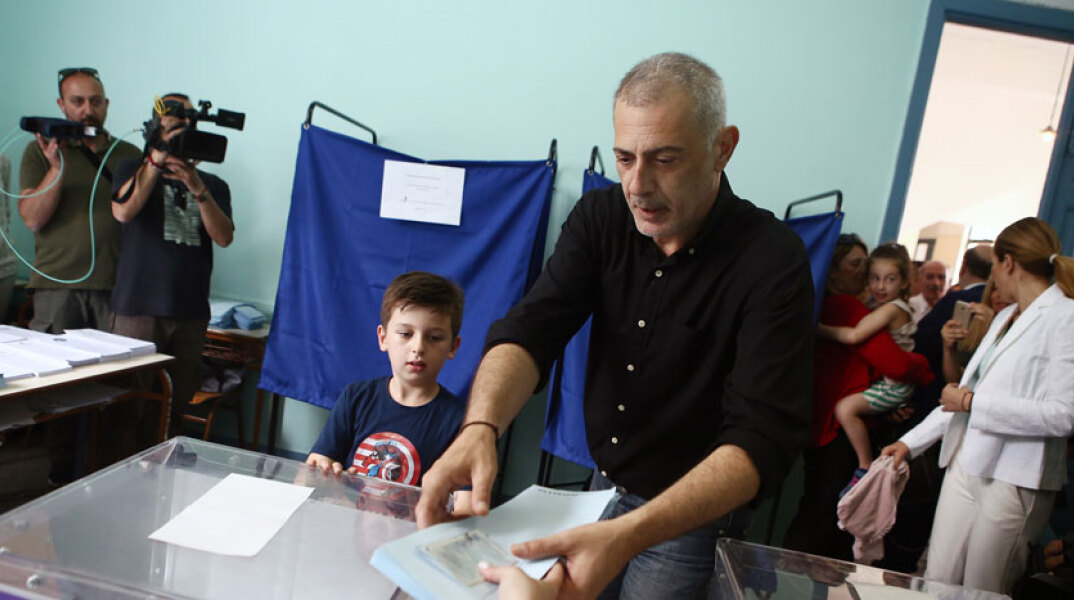 Γιάννης Μώραλης