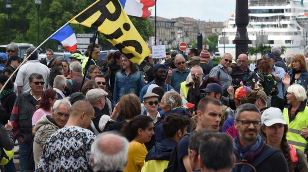 Κίτρινα Γιλέκα.jpg