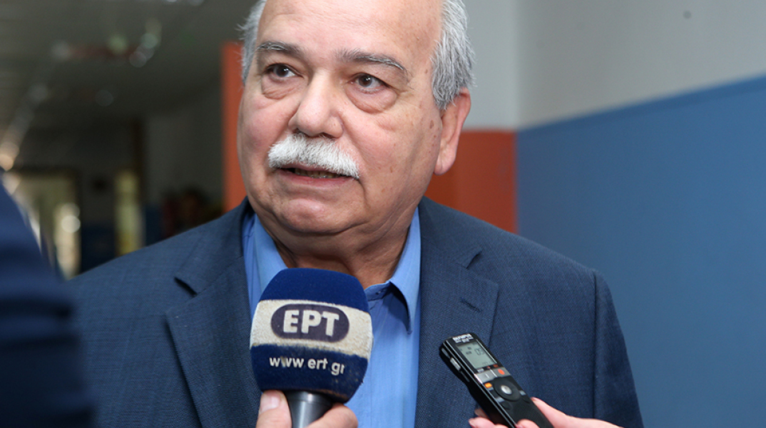 Νίκος Βούτσης