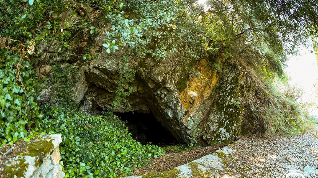 Σπήλαιο στην Κέρκυρα