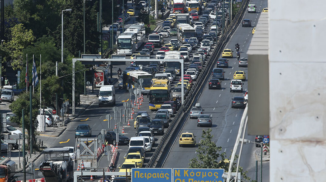 Κυκλοφοριακό χάος στη Συγγρού