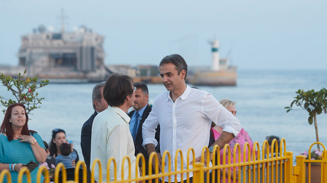 Στο Κερατσίνι ο Μητσοτάκης 