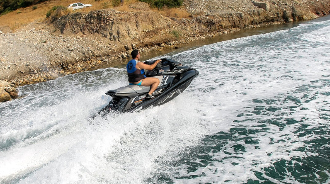 jet-ski
