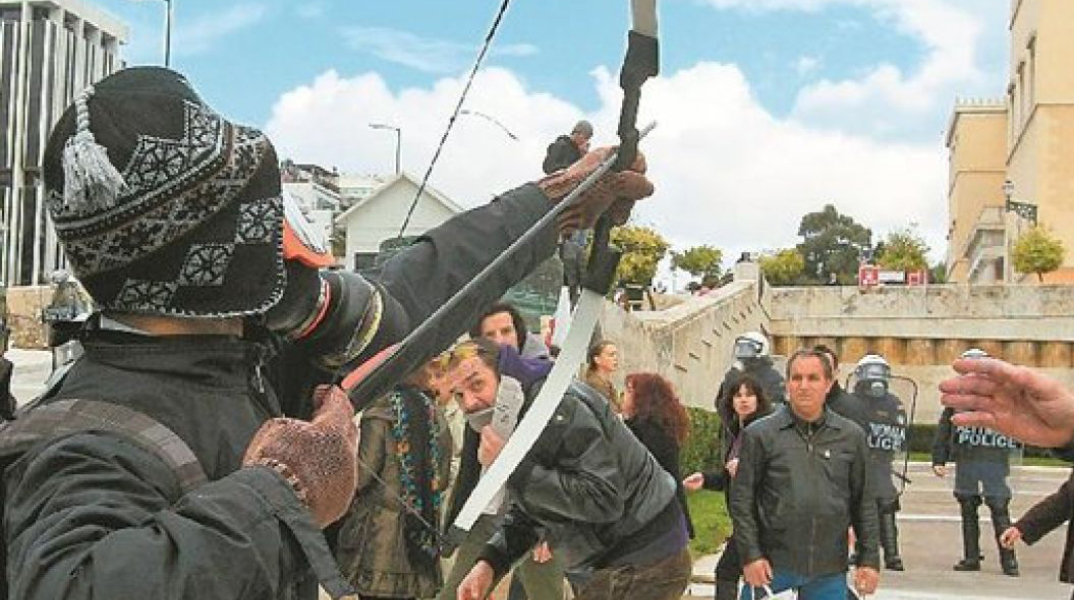 Ο «Τοξοβόλος» του Συντάγματος