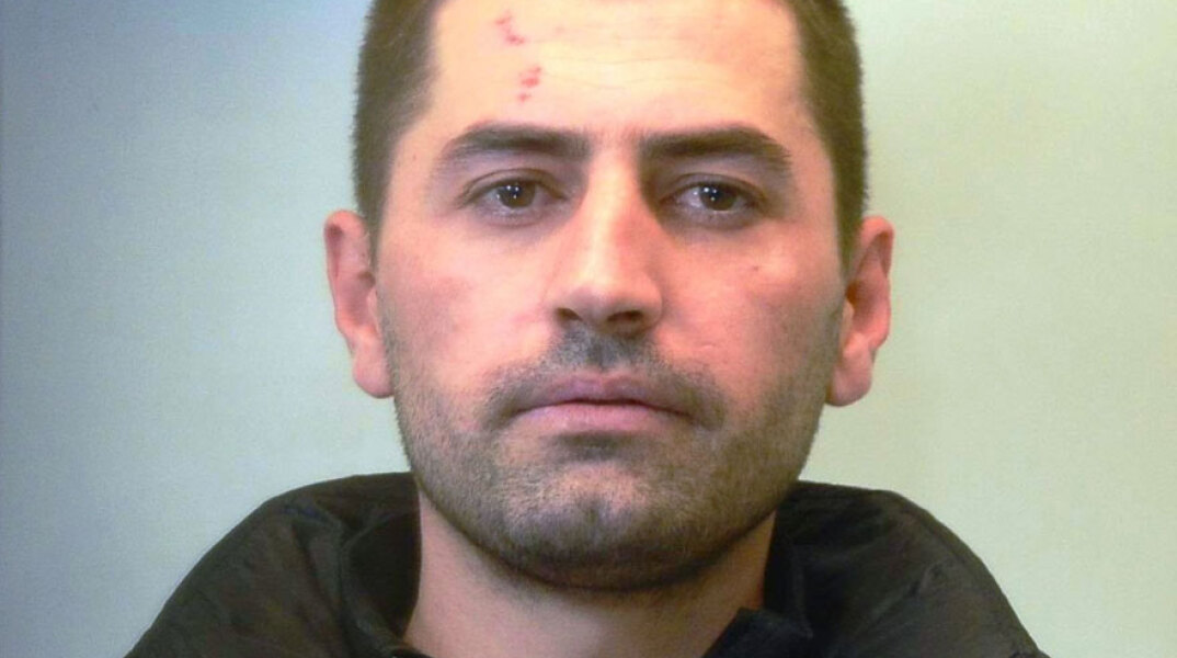 Ο δραπέτης του Μεταγωγών που παραμένει ασύλληπτος