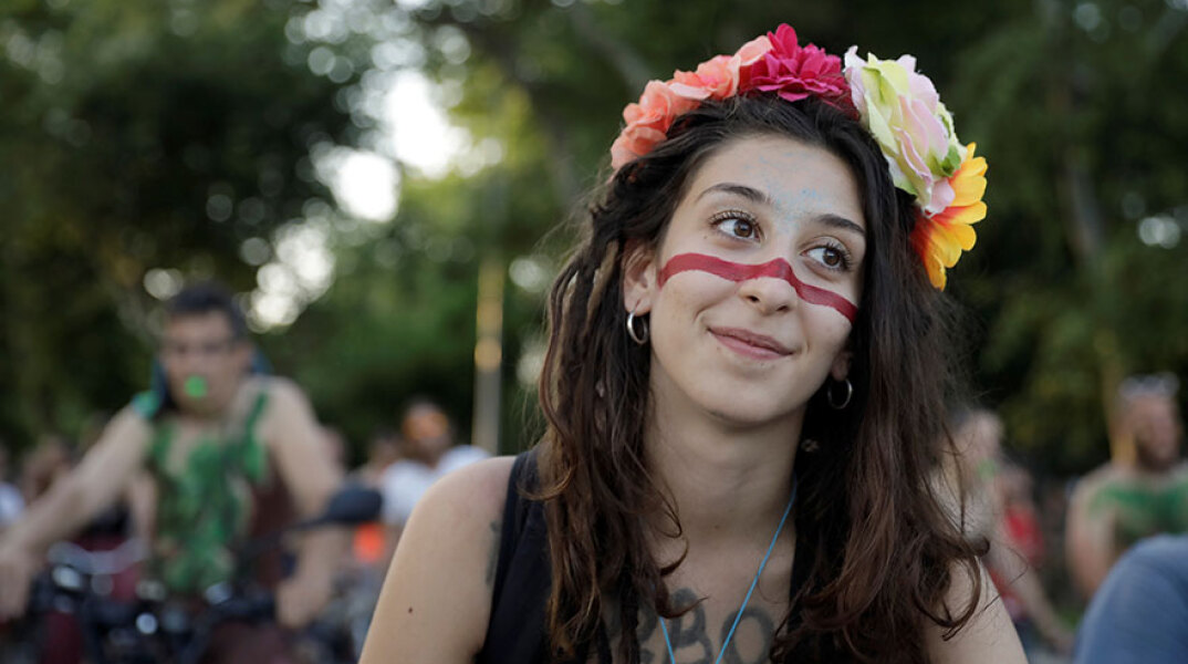 12η Διεθνής Γυμνή Ποδηλατοδρομία στη Θεσσαλονίκη