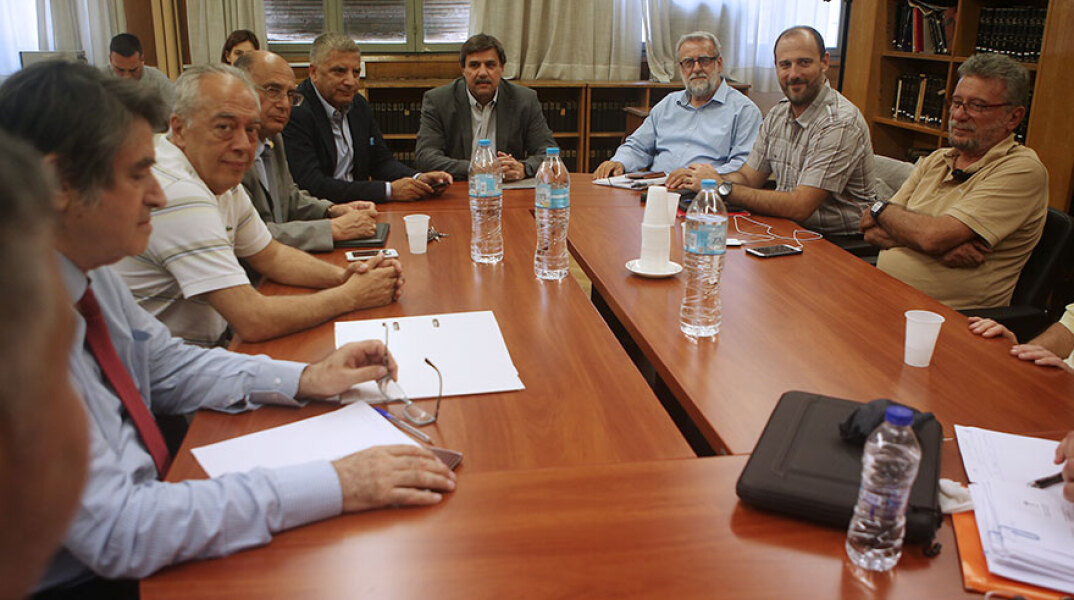 ΣΥΝΑΝΤΗΣΗ ΤΟΥ ΥΠΟΥΡΓΟΥ ΥΓΕΙΑΣ ΑΝΔΡΕΑ ΞΑΝΘΟΥ ΜΕ ΕΚΠΡΟΣΩΠΟΥΣ ΤΟΥ ΣΥΝΤΟΝΙΣΤΙΚΟΥ ΟΡΓΑΝΟΥ ΤΩΝ ΦΟΡΕΩΝ ΠΡΩΤΟΒΑΘΜΙΑΣ ΥΓΕΙΑΣ