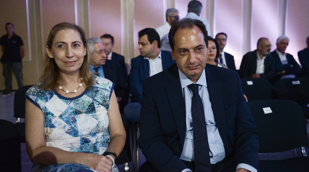 Ξενογιαννακοπούλου - Σπίρτζης 