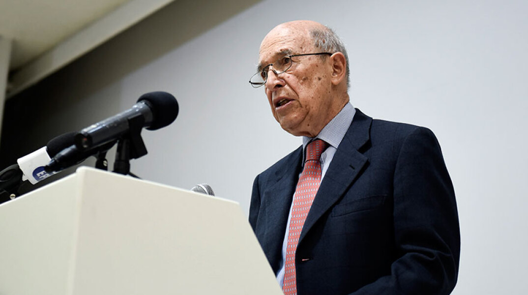 Κώστας Σημίτης