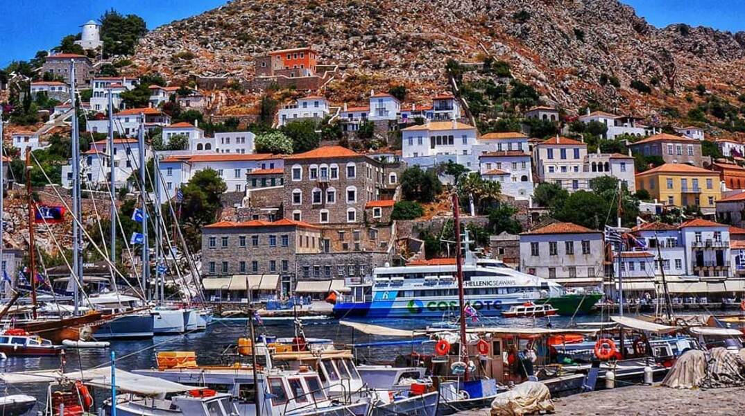 #athensvoice & you / George Pap @george_pap8