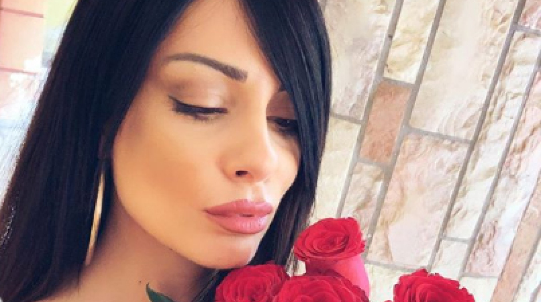 Μίνα Αρναούτη