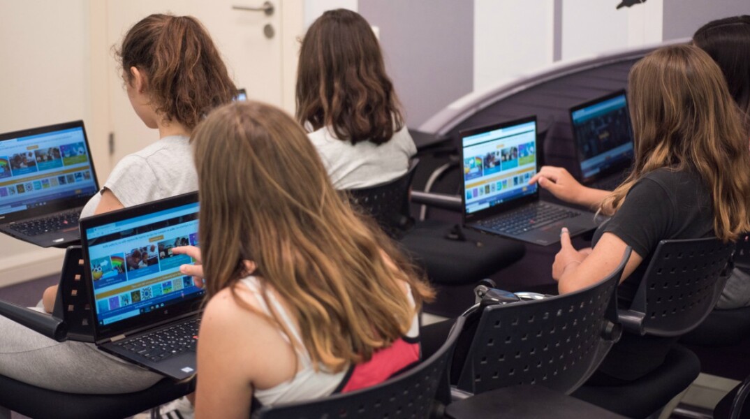 «DigiGirlz»: Η ψηφιακή δύναμη του αύριο, στα χέρια των κοριτσιών σήμερα!